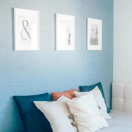 Just Like - Moledo Shoreline Apartment *